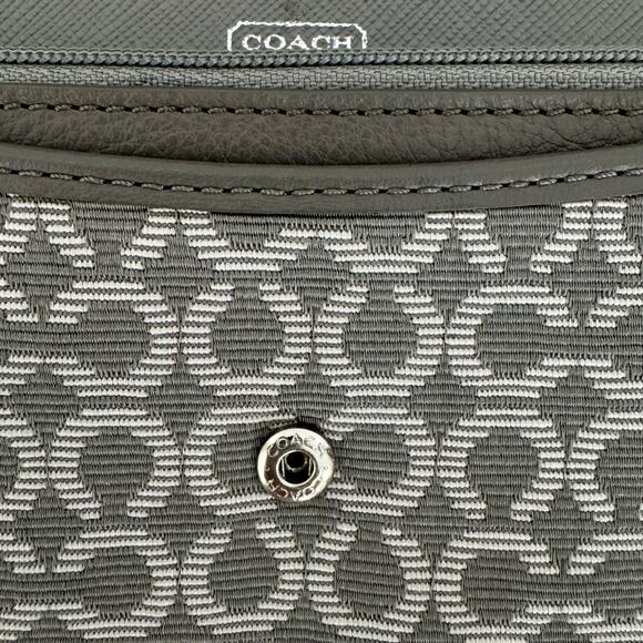Coach Light Gray Jacquard Slim Envelope Wallet Madison Op Art Needlepoint - Picture 8 of 11
